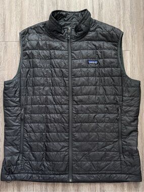 Patagonia 2023 Nano Puff Vest Mens XXL Dark Grey Puffer Jacket Vest Excellent
